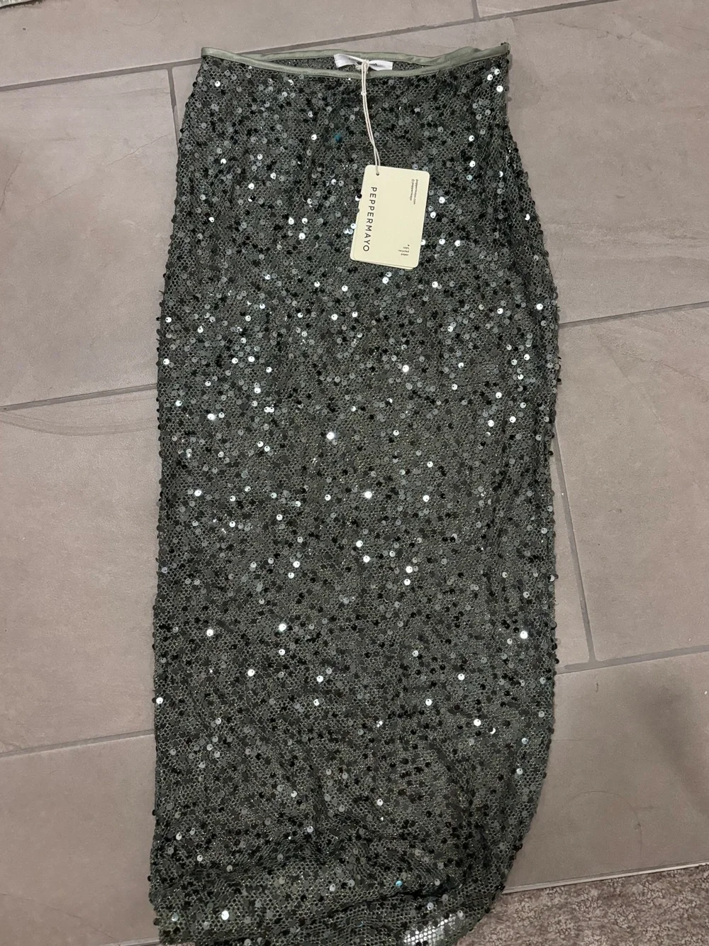 NWT Peppermayo green sequin maxi skirt size XS/S